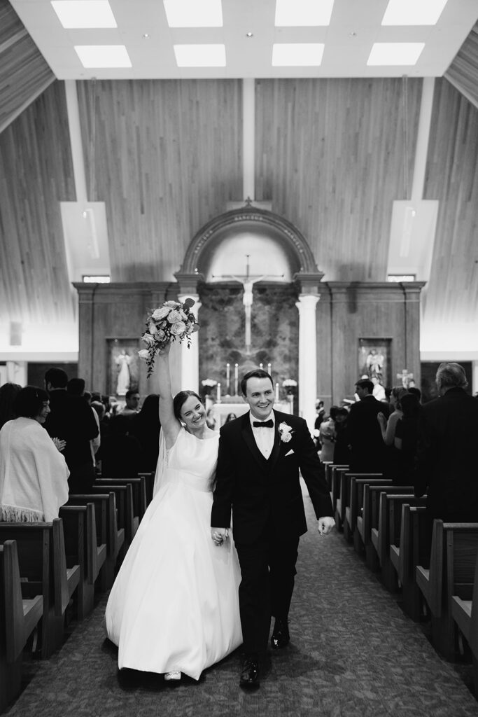 Fall wedding bride and groom portrait in minnesota